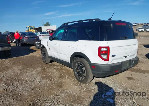 2022 Ford Bronco Sport Outer Banks z USA, uszkodzony, nr VIN 3FMCR9C66NRD62652